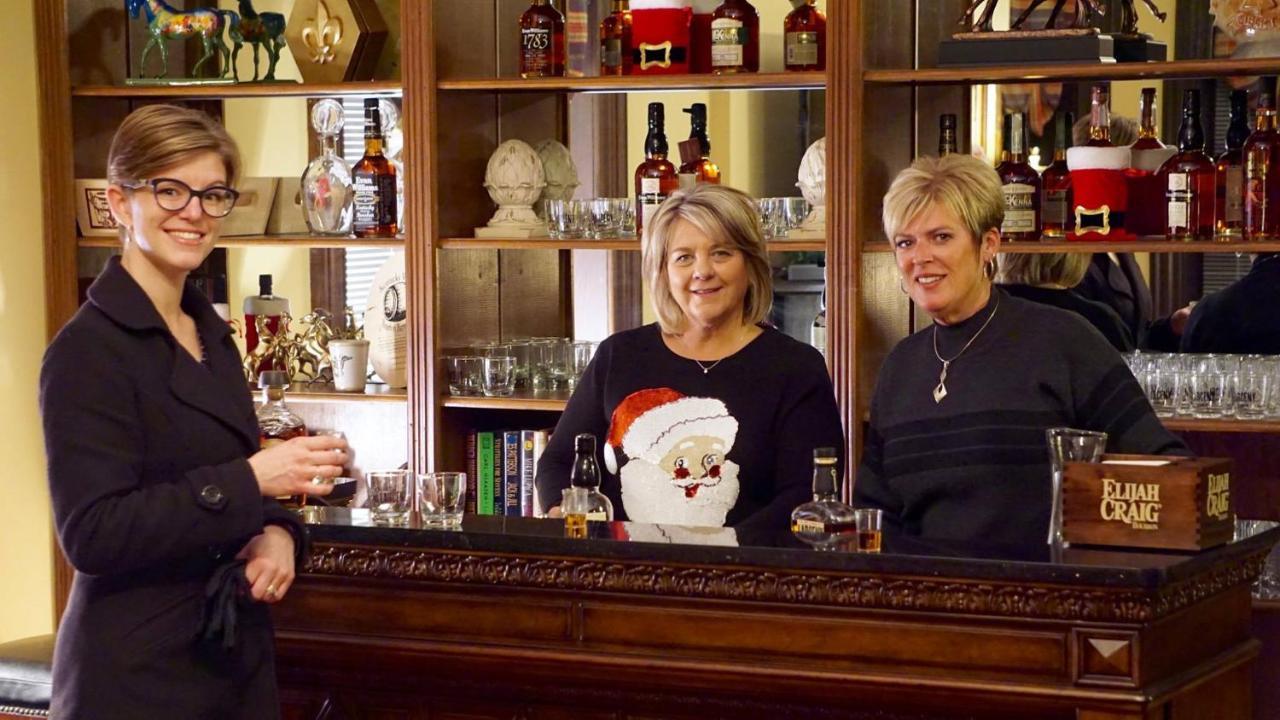 Louisville Bourbon Inn Extérieur photo