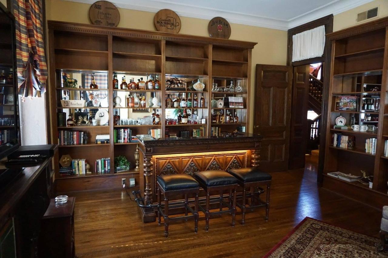 Louisville Bourbon Inn Extérieur photo